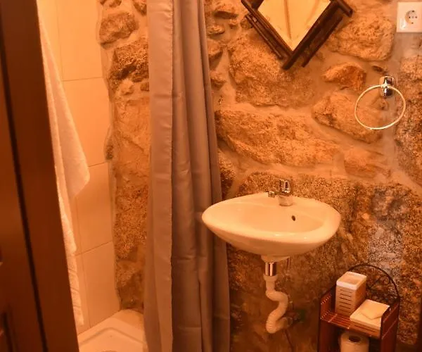 Casinha Estrela Da Encosta - Geres 维埃拉·多米尼奥