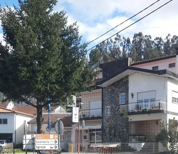 Casinha Estrela Da Encosta - Geres 维埃拉·多米尼奥